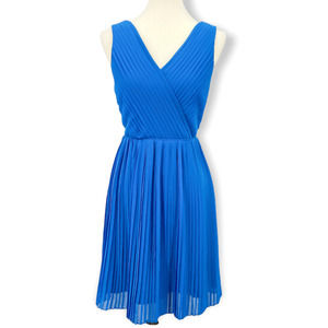 Geode Blue Surplice V Neck Sleeveless Pleated Fit And Flare Dress Size Small